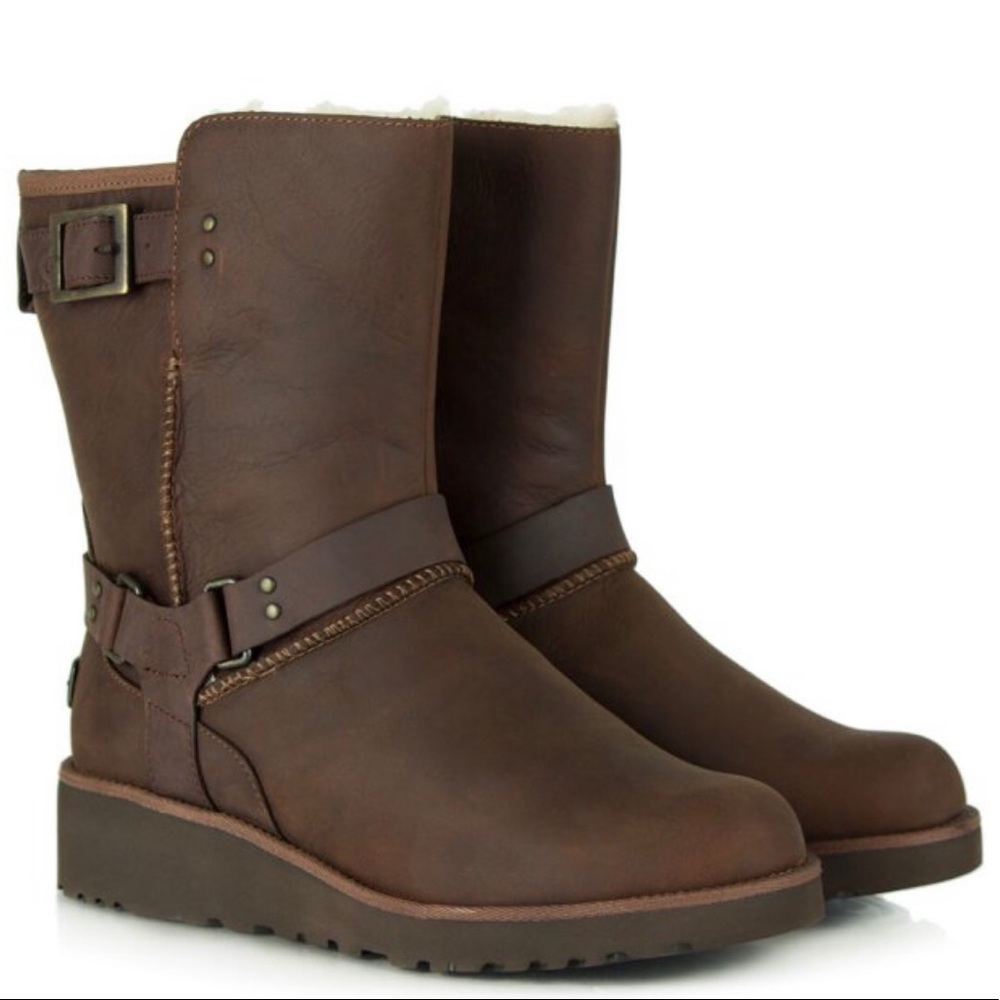 UGG Maddox Boots Size 6
